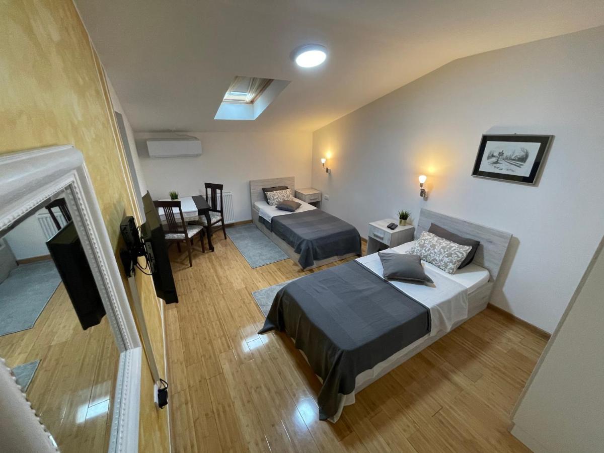 Tepic Garni Hotel Temerin Экстерьер фото