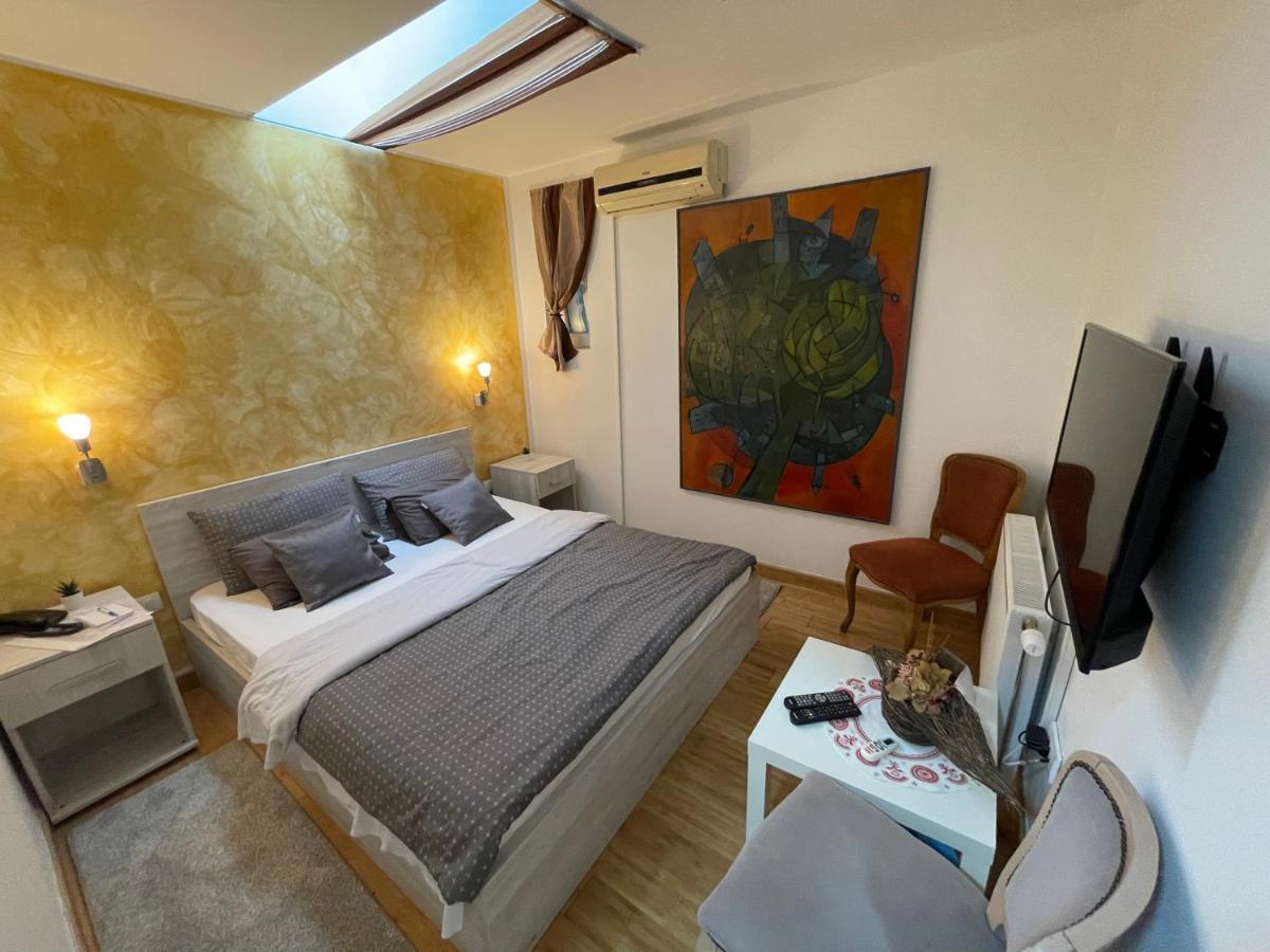Tepic Garni Hotel Temerin Экстерьер фото