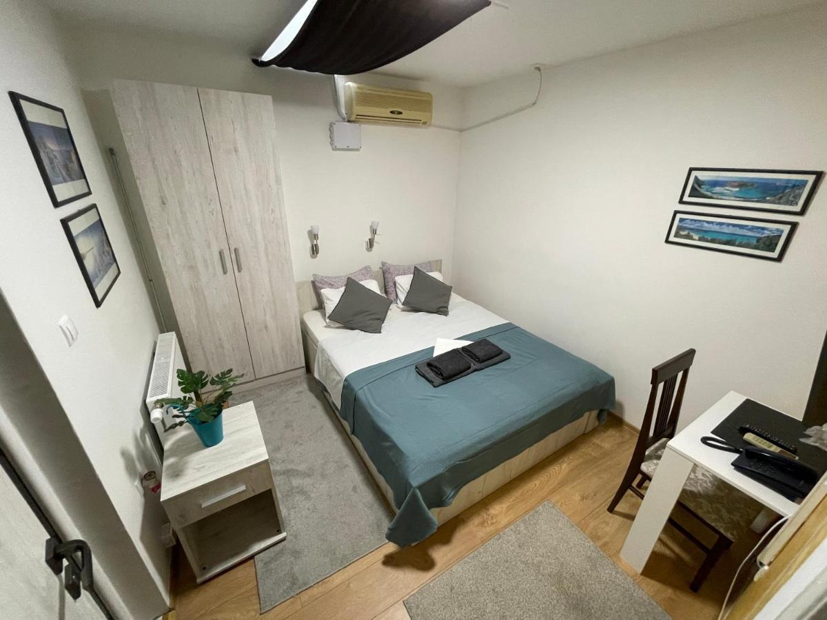 Tepic Garni Hotel Temerin Экстерьер фото