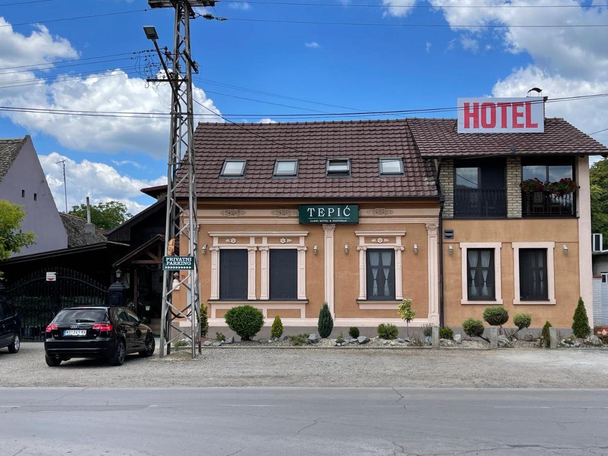 Tepic Garni Hotel Temerin Экстерьер фото