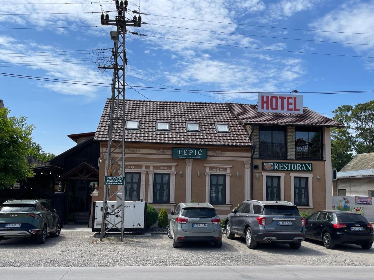 Tepic Garni Hotel Temerin Экстерьер фото